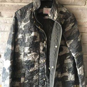 Isaac mizrahi live camo jacket